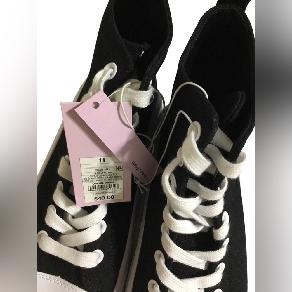 Wild Fable Black Fallon Sneaker NWT Size 11 Women’s NWT